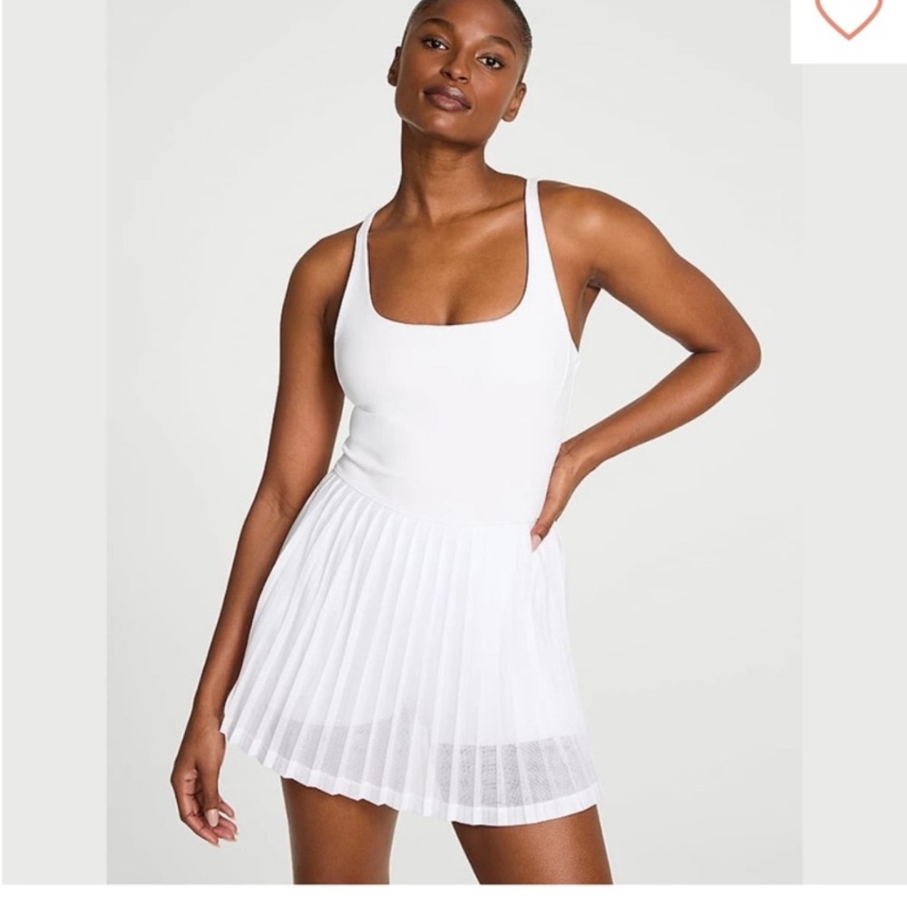 VSX White Double Crisscross Pleated Tennis Dress XS
